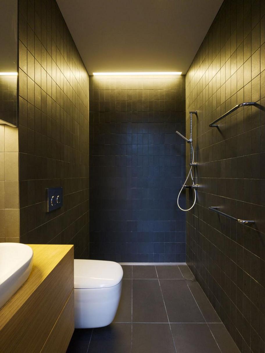 Contemporary Bathroom Design 10