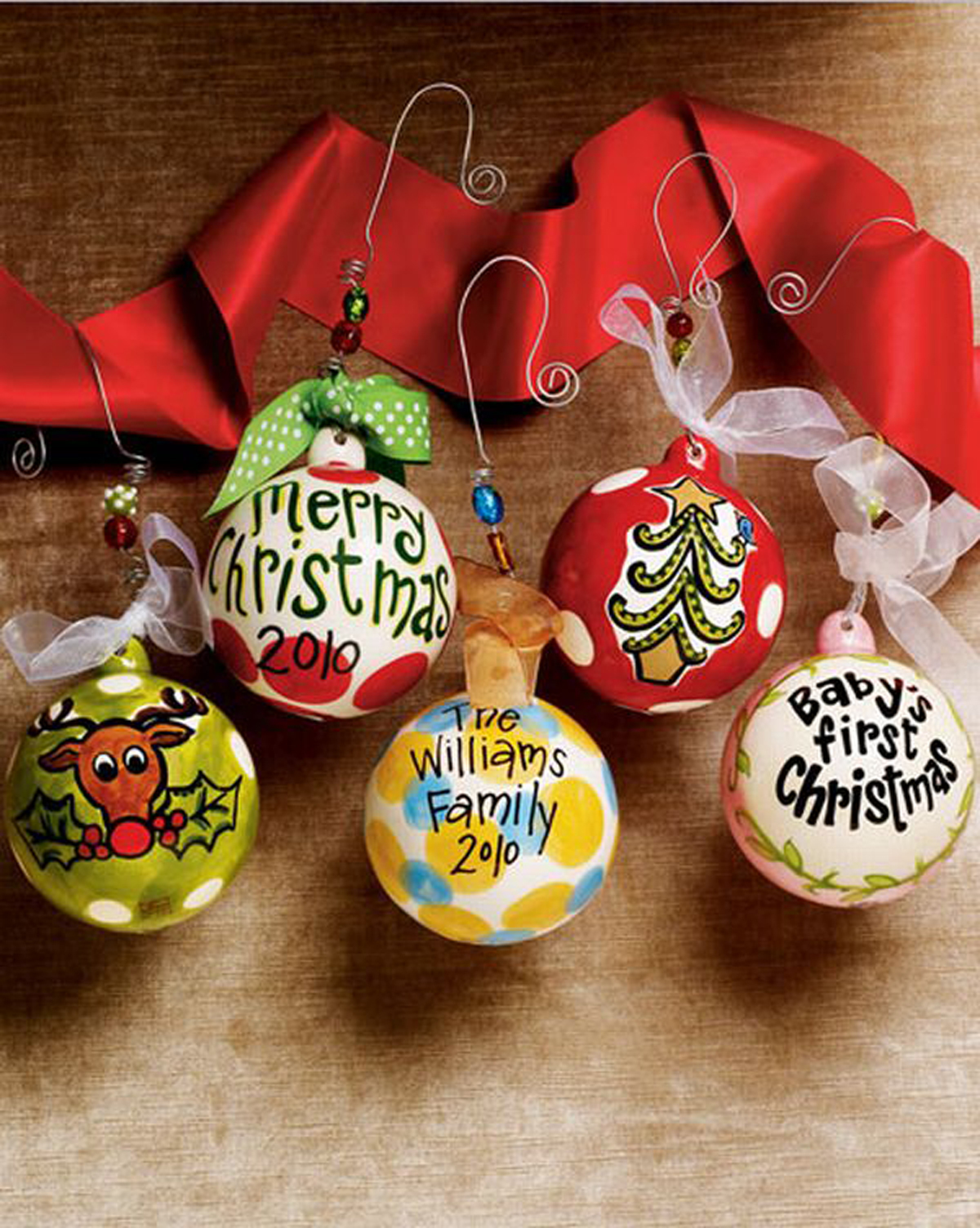 Beautiful Personalized Christmas Ornaments