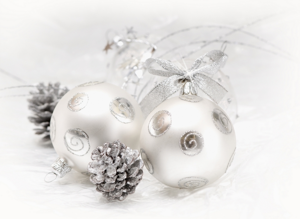 silver holiday ornaments