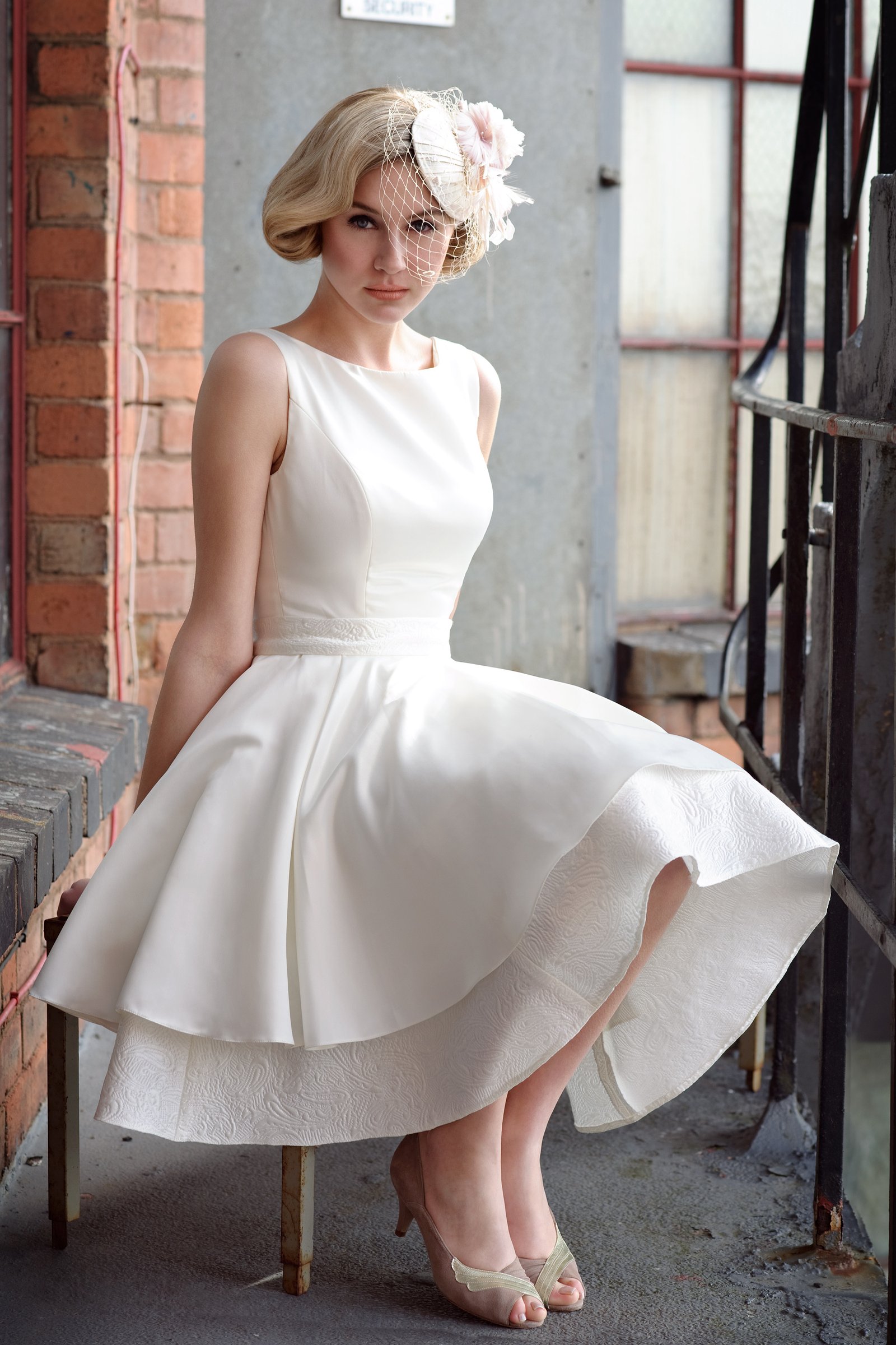 20 Cool Short Wedding Dresses MagMent