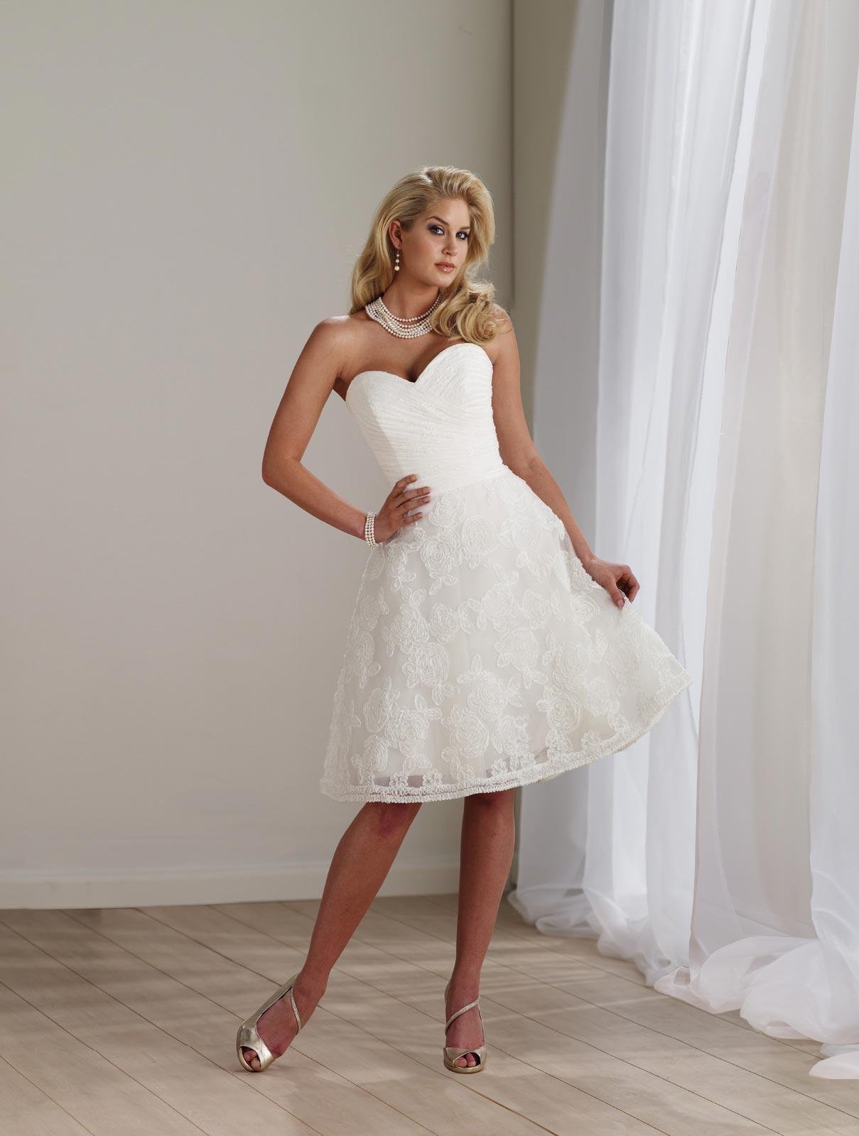 20 Cool Short Wedding Dresses MagMent