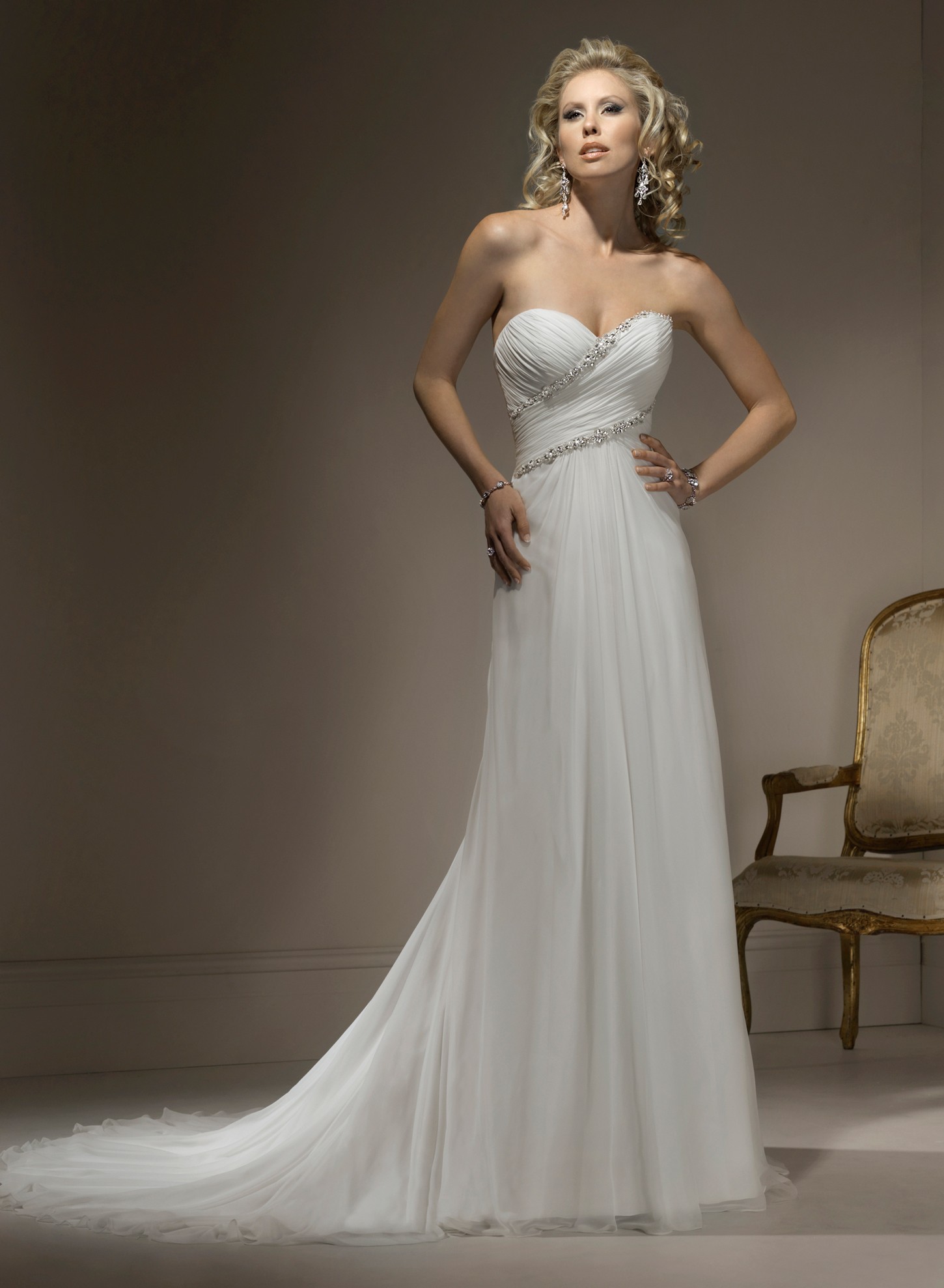 Wedding Dress with Sweetheart Neckless