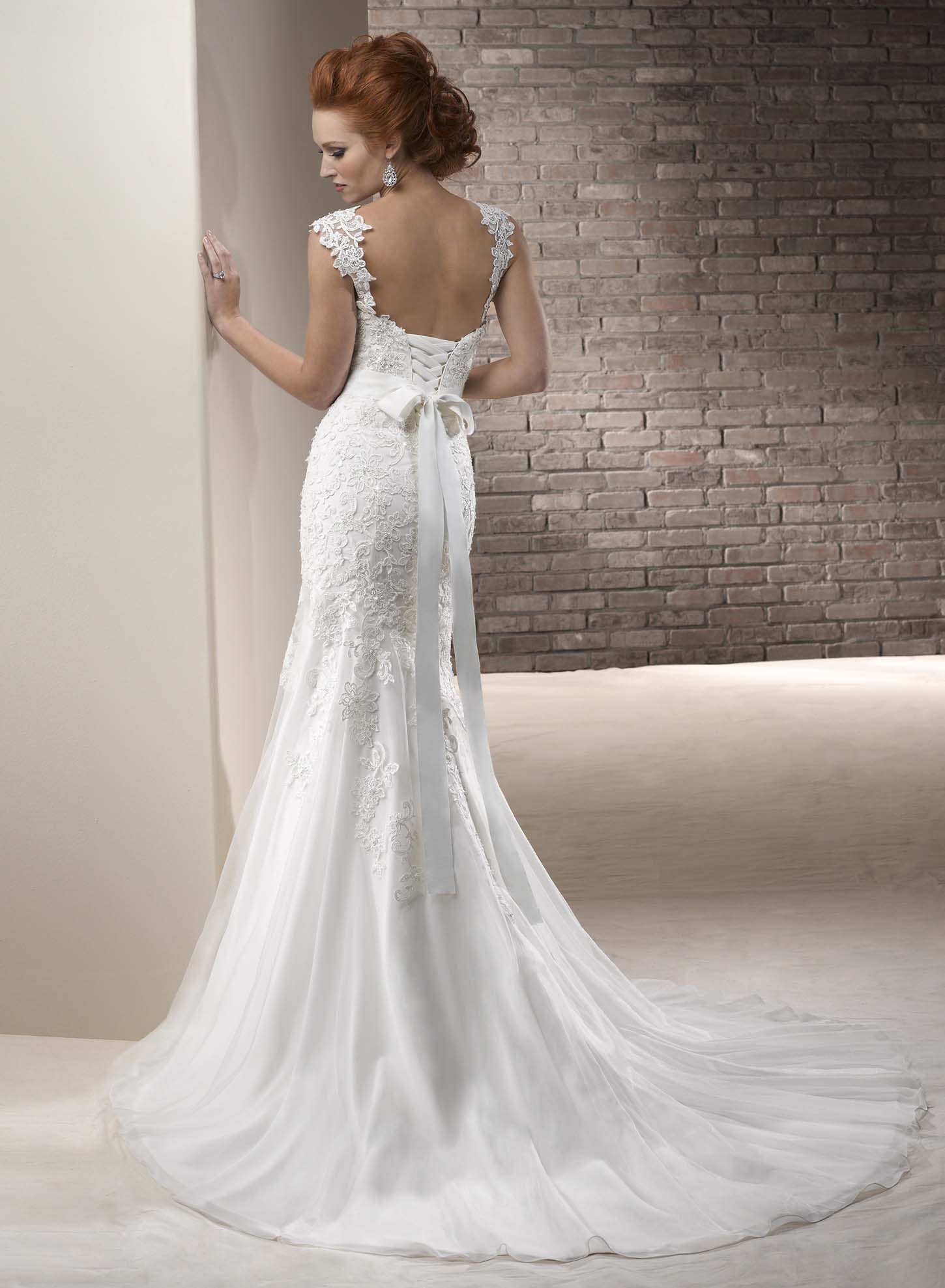 luxury column lace wedding dress