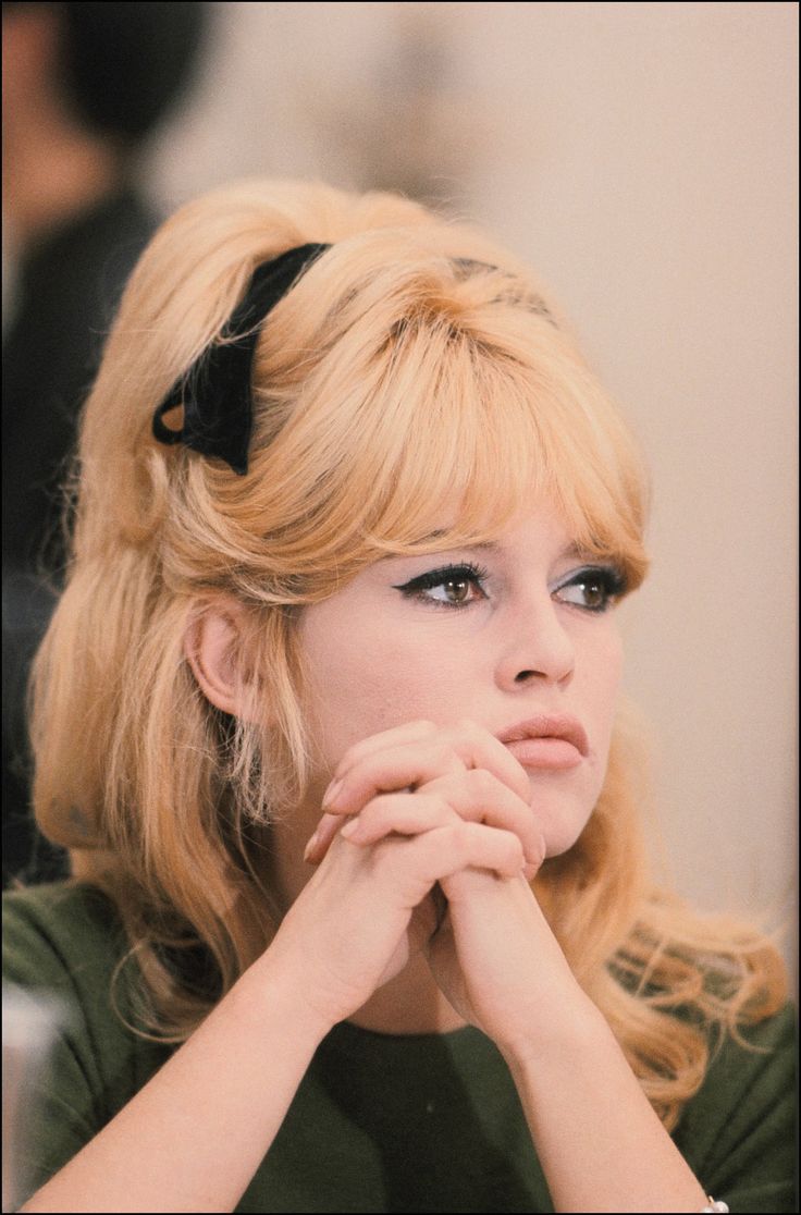 Brigitte Bardot Retro Wedding Hairstyles