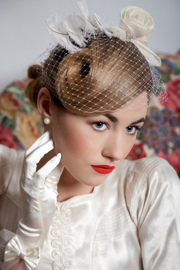 Retro Wedding Hairstyles With Birdcage