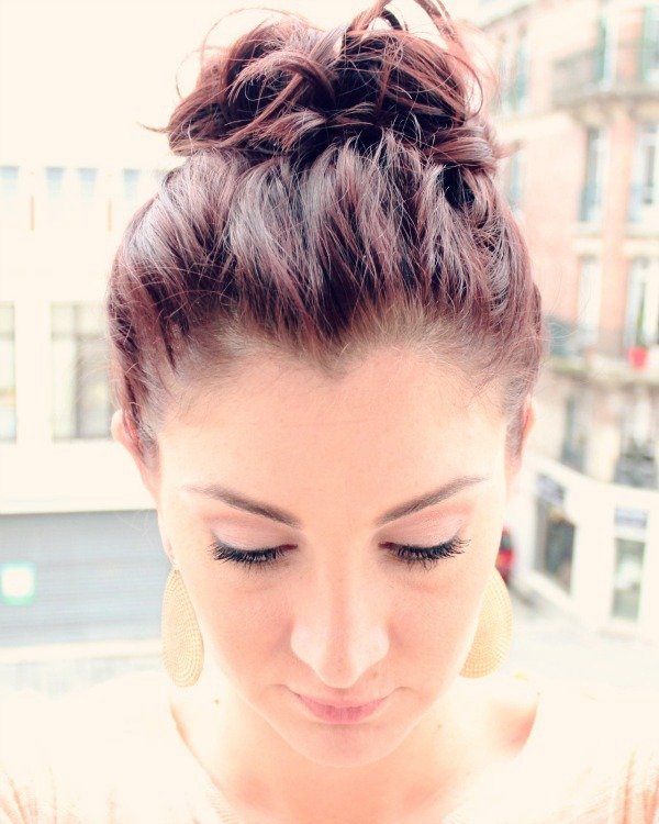 Easy Short Hairstyles Top Knot