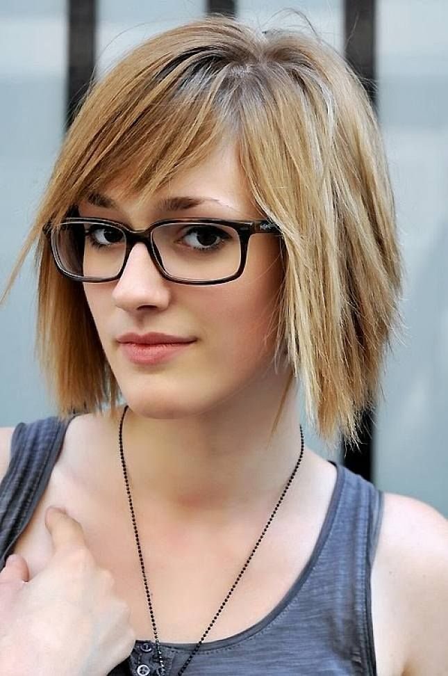 Layered Short Hairstyles With Glasses