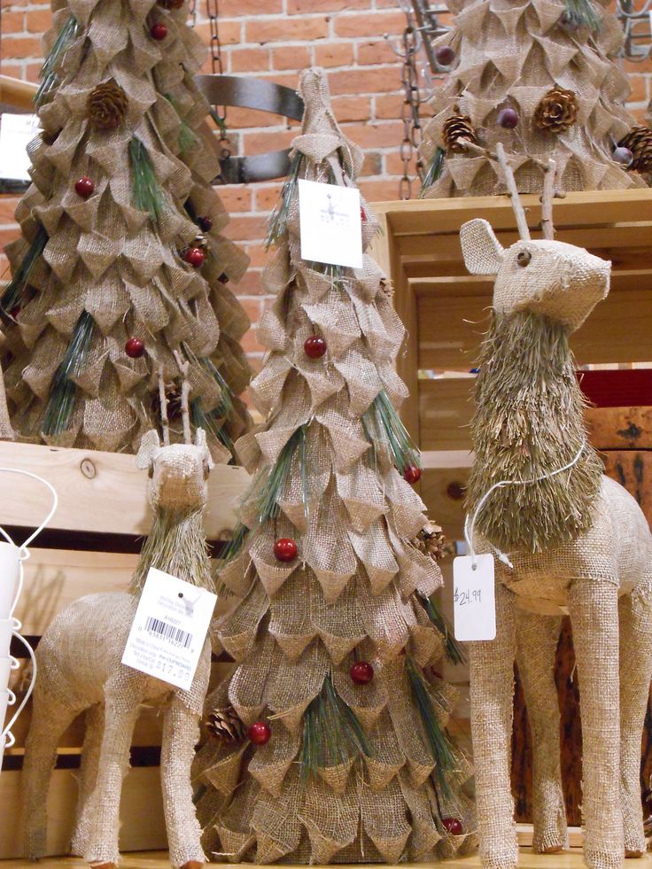 Burlap Christmas Decorations Ideas