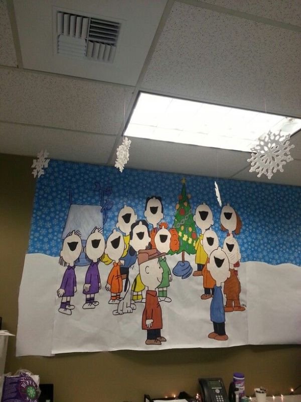 office-christmas-decorating-competition