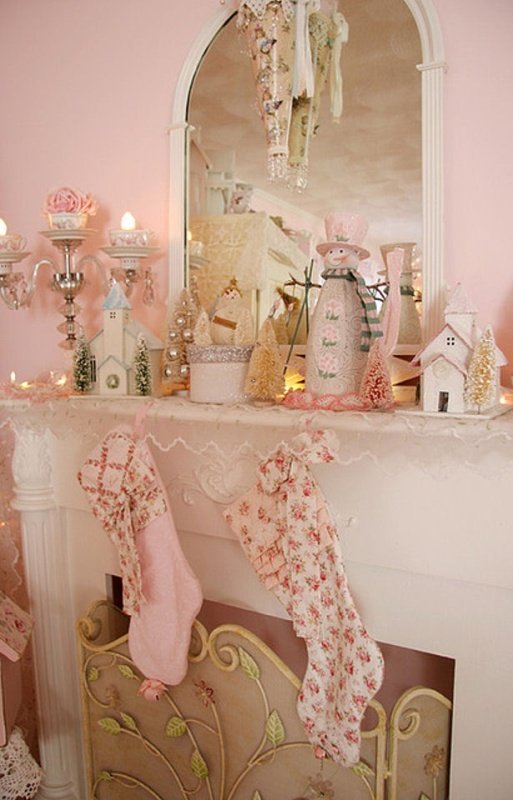 pink-shabby-chic-christmas-mantel-pictures