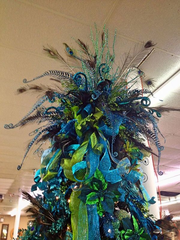 awesome-peacock-christmas-tree-topper