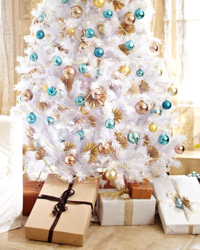 awesome-white-christmas-tree-decorations