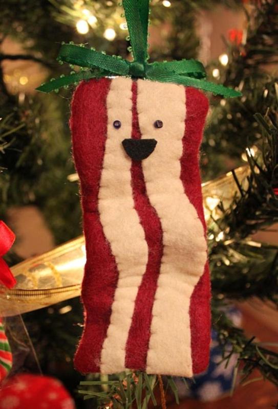 bacon-christmas-ornament