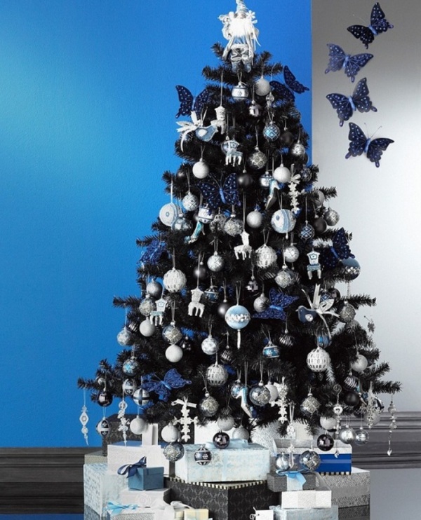 blue-christmas-tree-decorations-2016