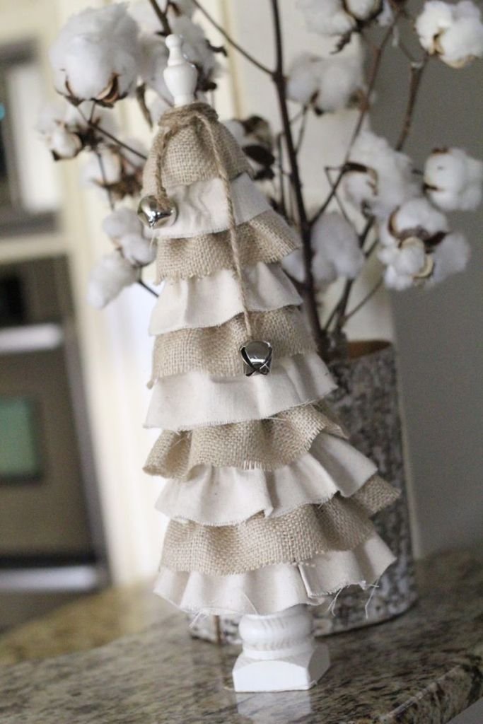 burlap-christmas-tree-ideas