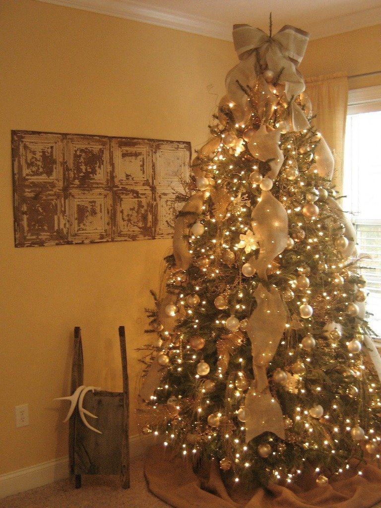 burlap-christmas-tree