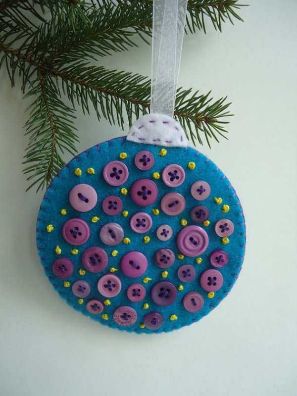 button-christmas-tree-felt-ornaments