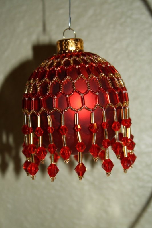 christmas-beaded-ornament-cover-2016