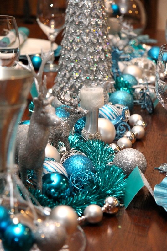 christmas-blue-silver-party-decorations