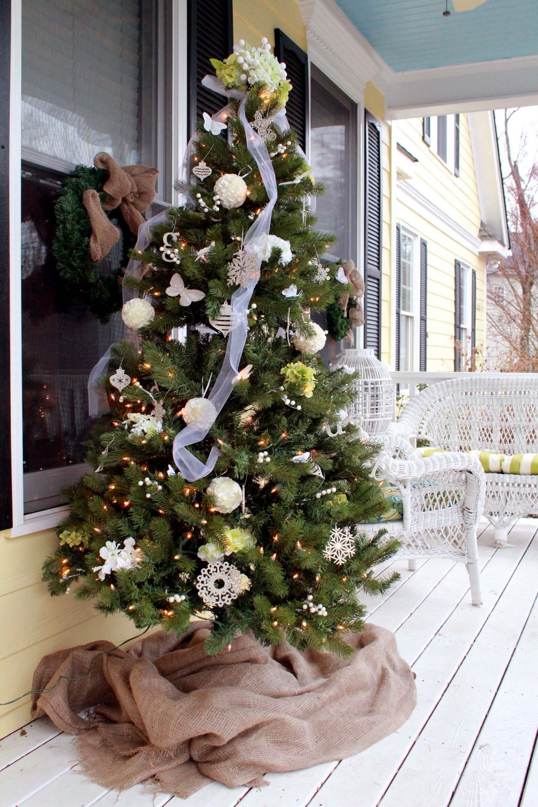 christmas-tree-porch