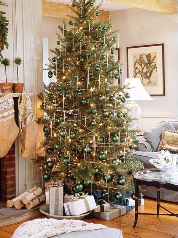 christmas-tree-decorations