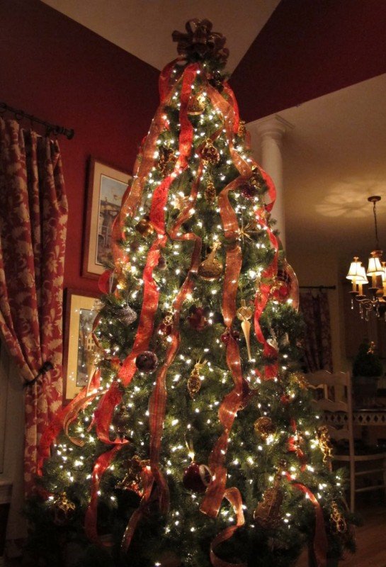 classic-christmas-tree-decorating-ideas