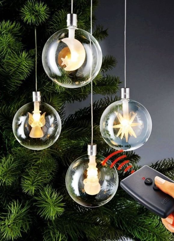 clear-glass-christmas-tree-ornaments