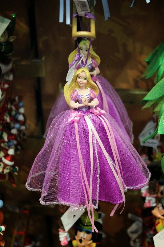 cool-disney-princess-christmas-ornaments