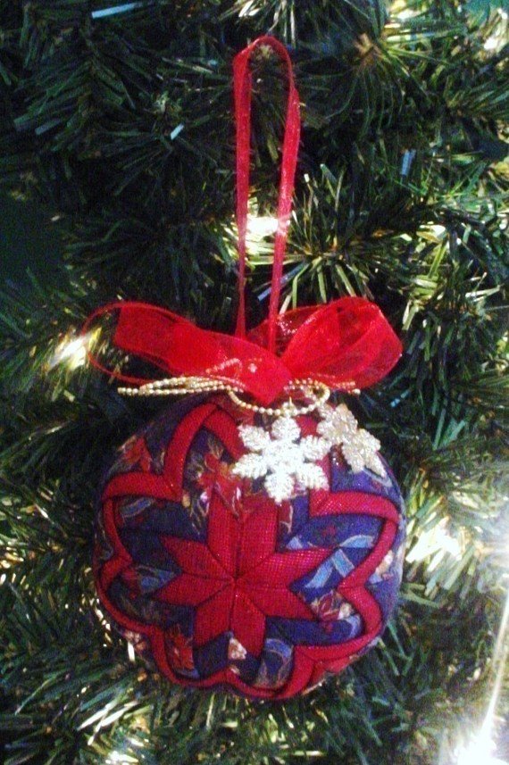 cool-quilted-christmas-ornaments-pattern