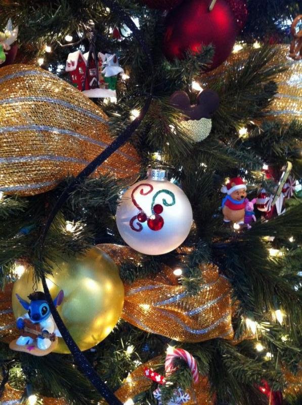 diy-disney-christmas-ornaments