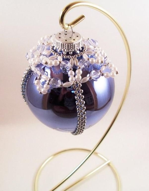 Creatice Elegant Christmas Ornaments for Small Space