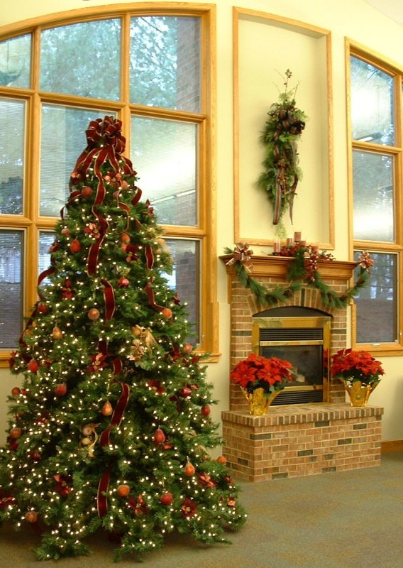 glamorous-christmas-tree-decorations