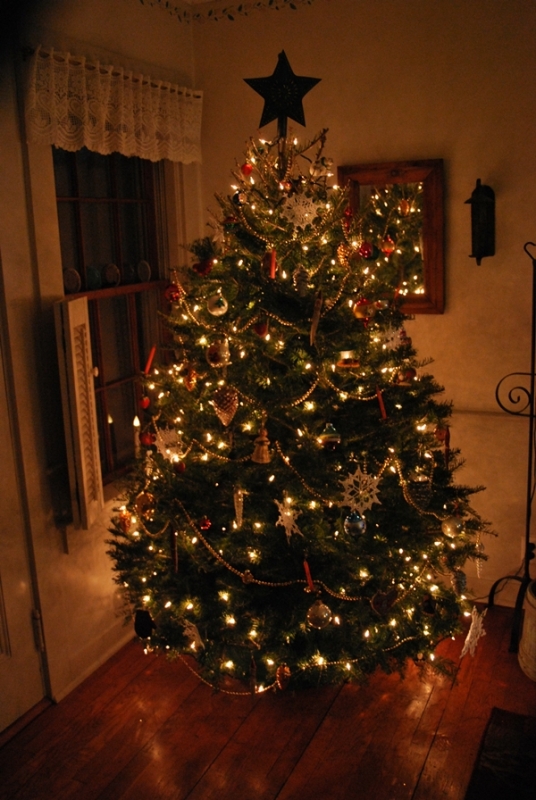 great-primitive-christmas-tree-decorating-ideas
