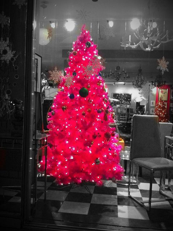 hot-pink-christmas-tree