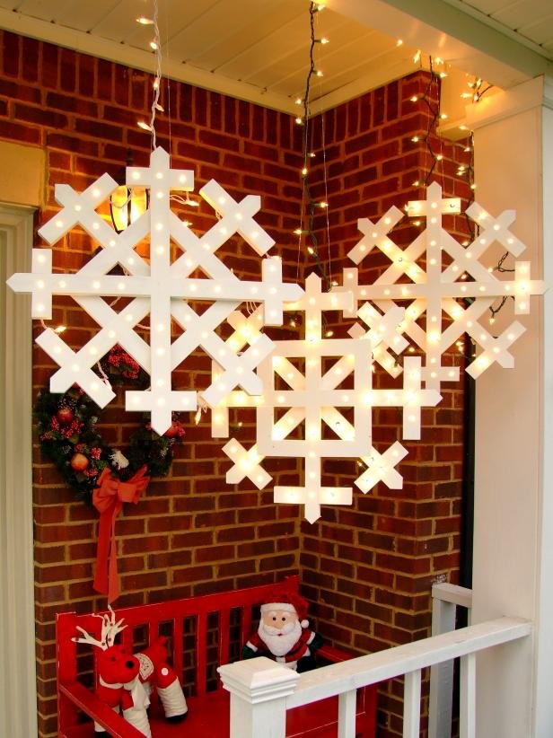 how-to-make-wooden-snowflake-lights