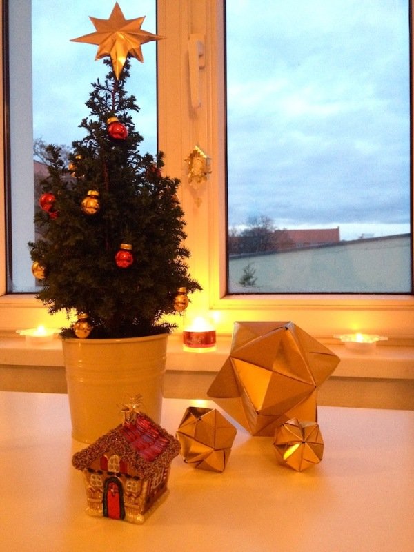 mini-christmas-tree-ornaments