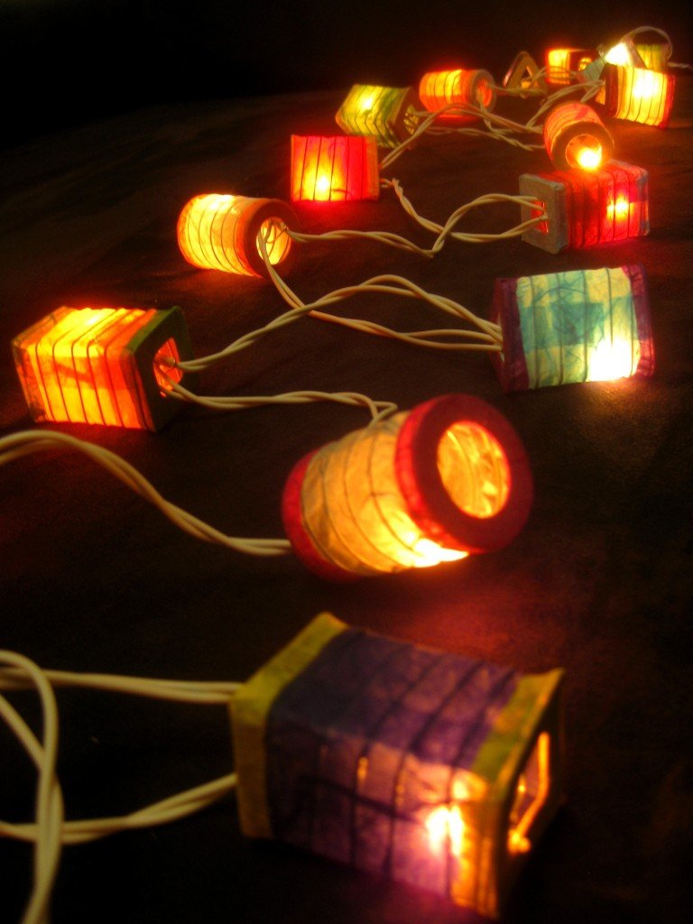 mini-led-battery-operated-paper-lantern-light