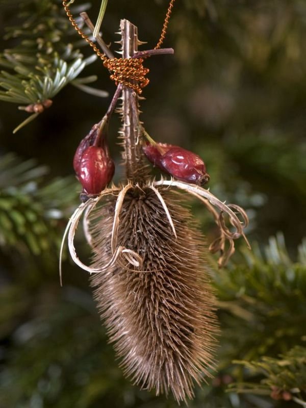 natural-christmas-tree-decorating-ideas-2016