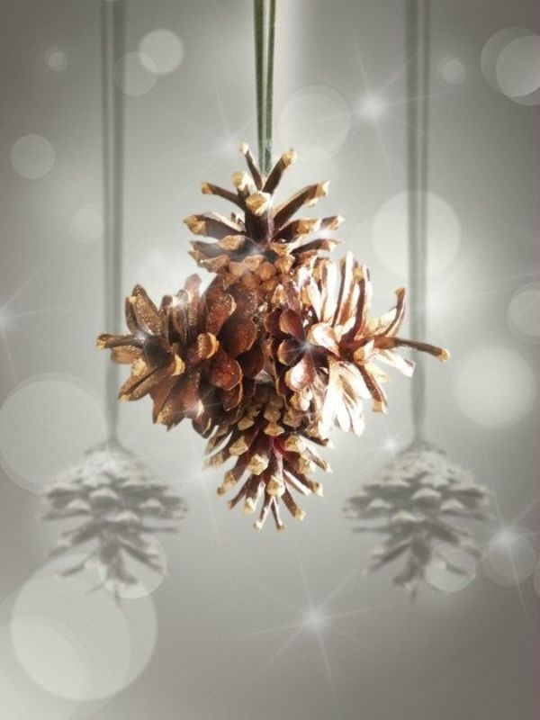 natural-pine-cone-christmas-ornaments