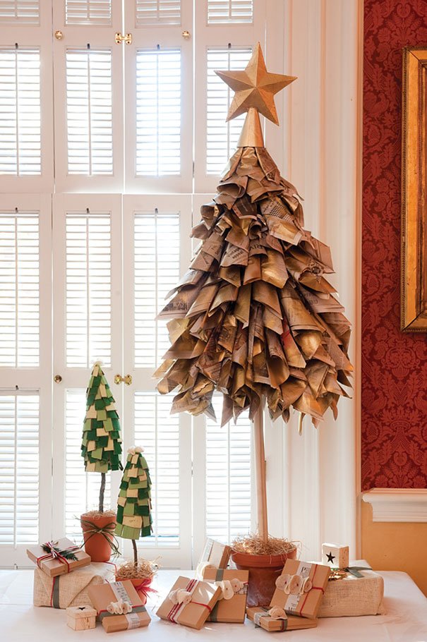 newspaper-diy-christmas-tree