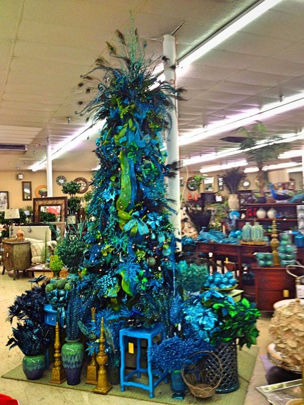 peacock-christmas-tree-ideas