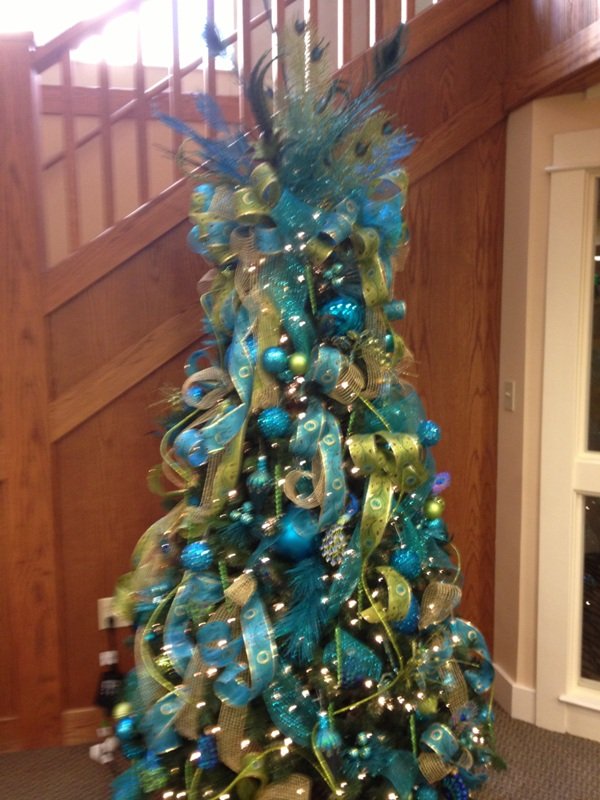 peacock-themed-christmas-tree-2016