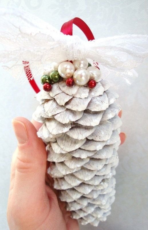 pine-cone-christmas-ornaments