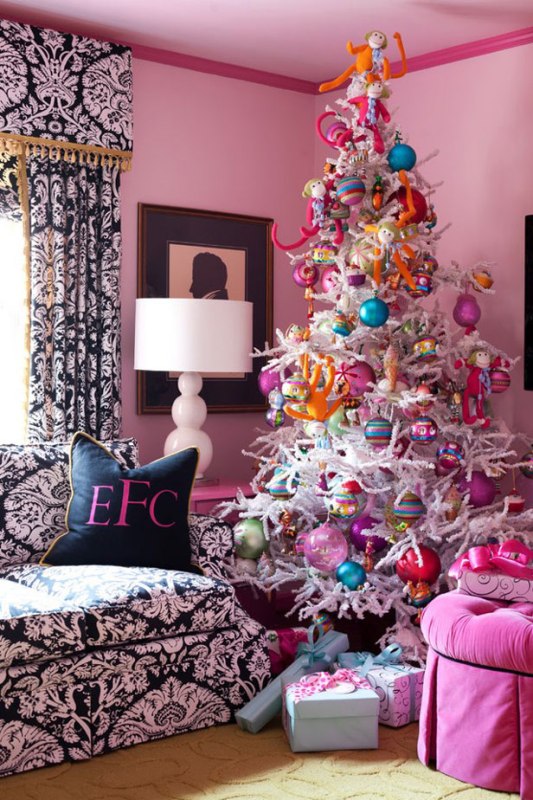 pink-christmas-tree-decorating-ideas-2016