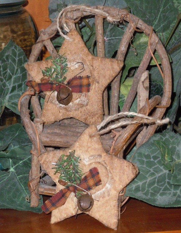 primitive-christmas-ornaments-crafts