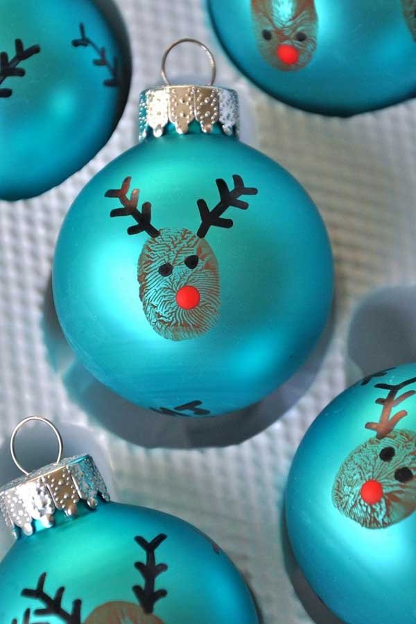 reindeer-thumbprint-christmas-ornament-craft