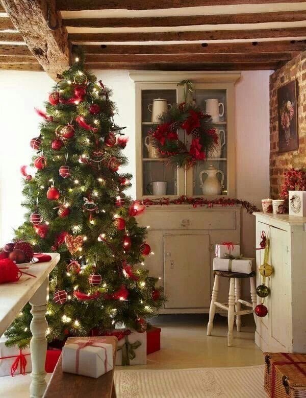 rustic-kitchen-christmas