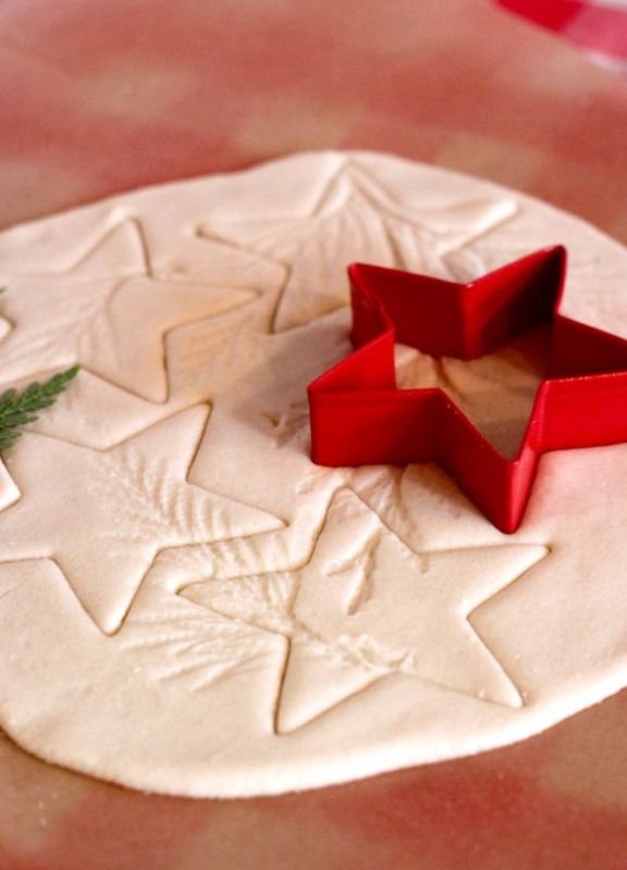 salt-dough-christmas-ornaments-to-make