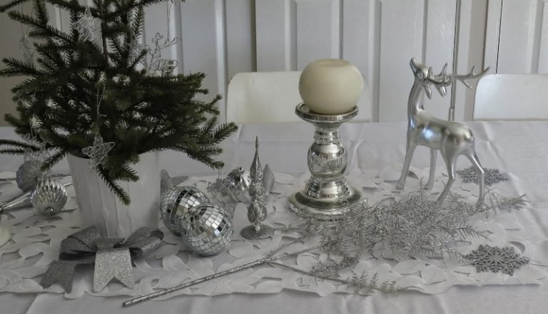 20 Traditional Silver Christmas Decorations Ideas  MagMent