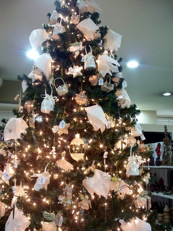 christmas-home-decorating-tree